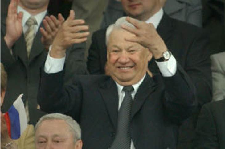 Спортивная страсть президента: в Екатеринбурге сделали подборку редких фото Ельцина
