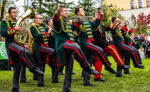 Самый эксцентричный оркестр Урала даст концерт ко Дню Победы: дарим билеты