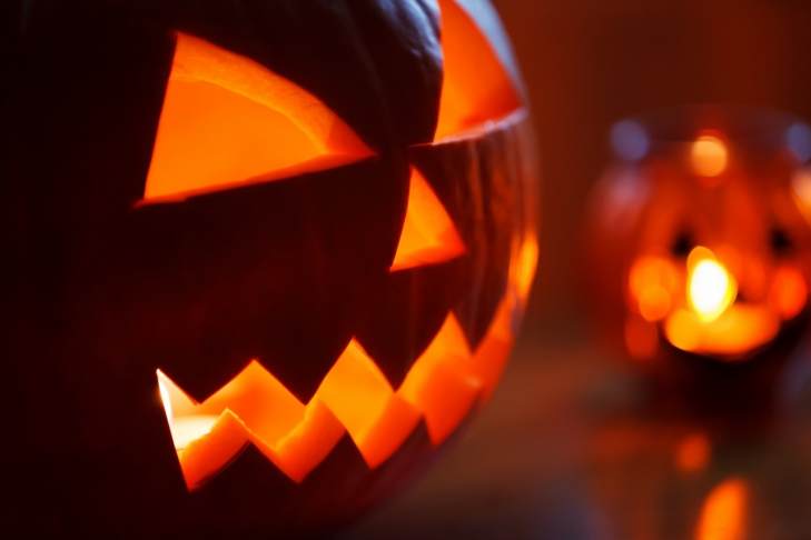 Хэллоуин: история праздника, символы и традиции