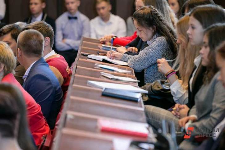 ​Молодые ученые Свердловской области получили премии за свои разработки