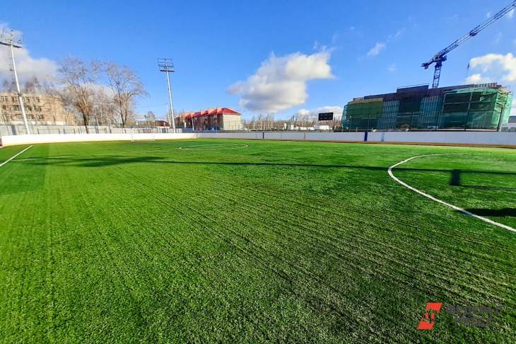 ​В Екатеринбурге реконструируют стадион «Калининец»