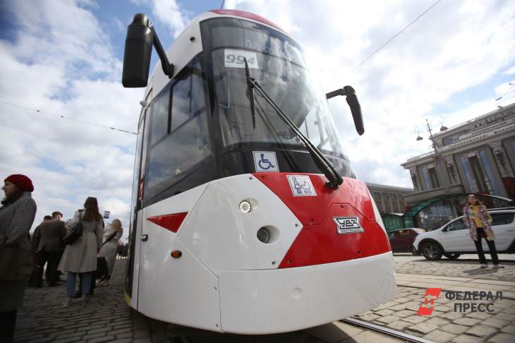 По улицам Екатеринбурга начнет курсировать трехсекционный трамвай