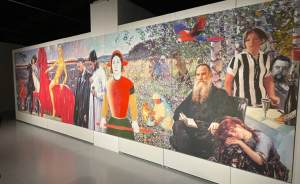 ​Картины уральских художников представили на выставке в Москве