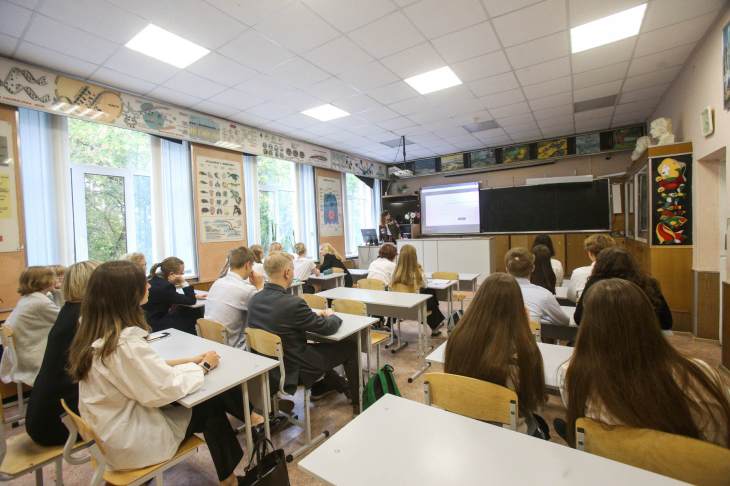 ​К новому учебному году в Екатеринбурге построят школу на 1,5 тысячи учеников