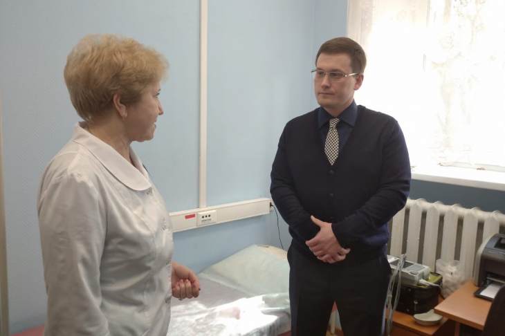 Депутат Михаил Вечкензин обеспечил поликлинику Екатеринбурга необходимым оборудованием