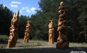 В Парке Маяковского появятся легендарные деревянные идолы