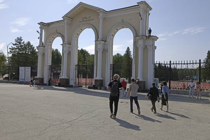К 300-летию в Екатеринбурге обустроят переход у Парка Маяковского