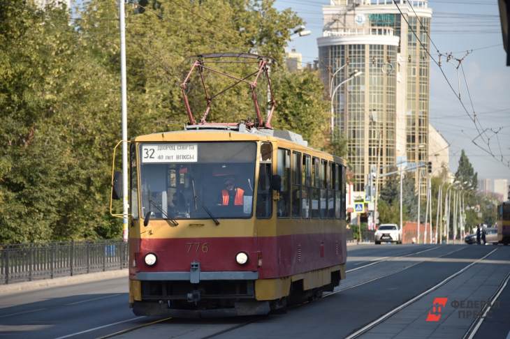 По центру Екатеринбурга проедет трамвай Бориса Рыжего