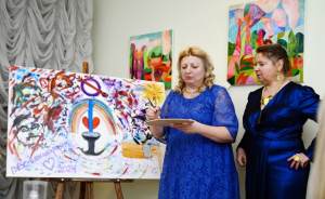 Перед Новым годом в Екатеринбурге открылась выставка уральских художников