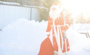 Жители Екатеринбурга смогут попасть в гости к Деду Морозу