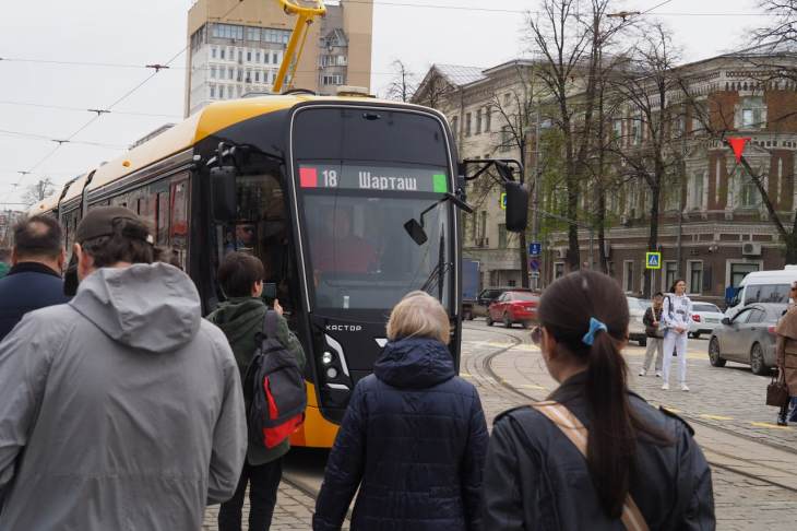 На улицы Екатеринбурга вышел новый трамвай «Кастор»