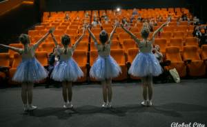 Танцы вместо рекламы: воспитанницы театра балета «Щелкунчик» перебрались на киносцену