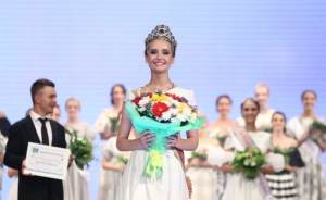 Елизавета Аниховская надела корону главной красавицы Екатеринбурга