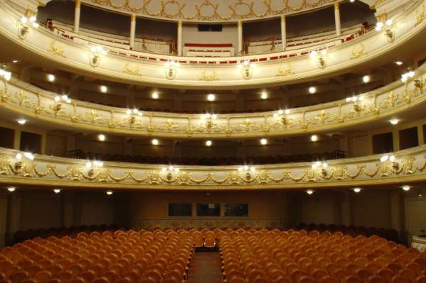 Не хуже, чем Большой: Екатеринбургский театр оперы и балета реконструируют к новому сезону — Global City - интернет-журнал