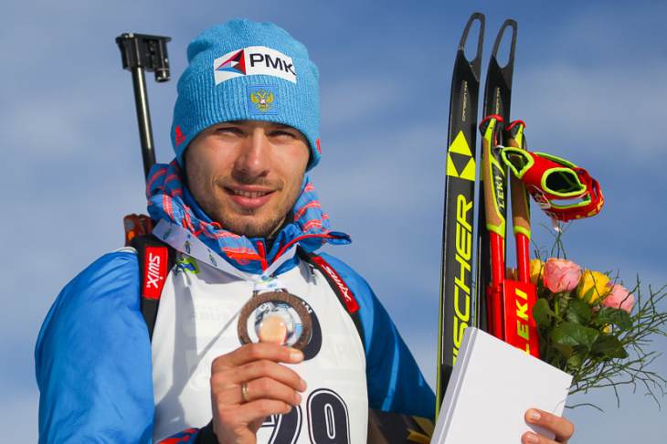 Лыжи и форму Антона Шипулина распродадут на аукционе