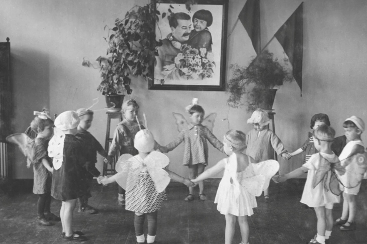 МИЕ приглашает горожан на выставку про малышей, живших во время войны
