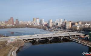 Погулять по неизвестному Екатеринбургу в режиме онлайн предлагает МИЕ