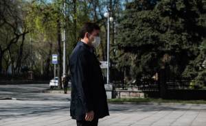 Евгений Куйвашев на неделю продлил режим самоизоляции в Свердловской области