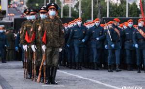 В Екатеринбурге ветераны войны смогут участвовать в параде Победы, не выходя из дома