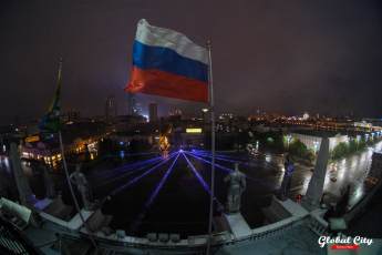 Как город Е карантин переживал: День России в опустевшем Екатеринбурге