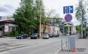 В Екатеринбурге к началу осени запретят парковаться на трех улицах