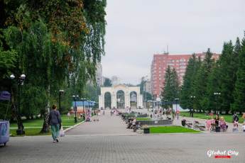 В парке Маяковского планируют восстановить пруд и мост