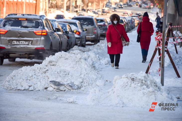 ​В Екатеринбурге будут эвакуировать автомобили, мешающие уборке снега