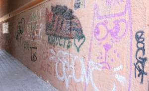 ​Подземные переходы Екатеринбурга очистят от граффити
