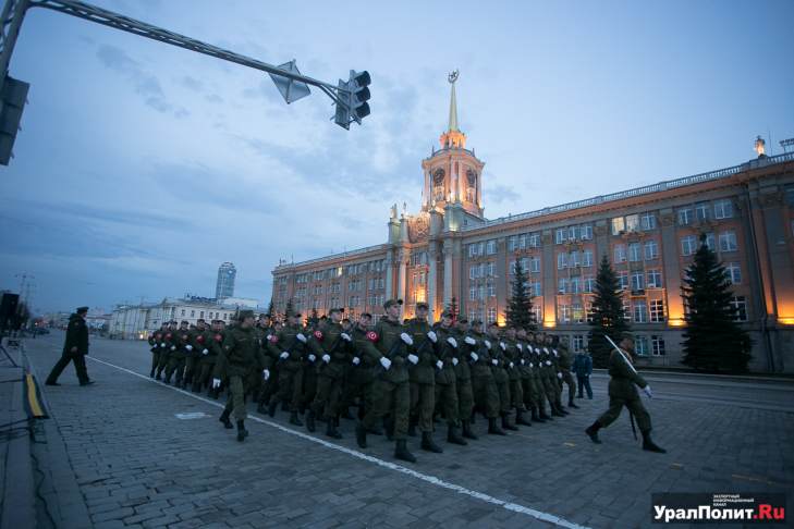 В центре Екатеринбурга состоится первая репетиция парада Победы — Global City - интернет-журнал