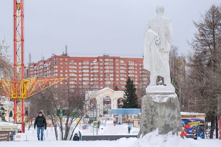 В Парке Маяковского построят гигантскую ледяную горку