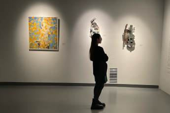 ​Как искусство реагирует на события: в Екатеринбурге представили выставку современных художников