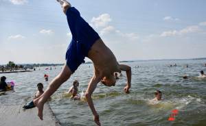 ​Пляжи Екатеринбурга начали принимать отдыхающих