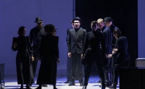 Что посмотреть на фестивале «ФишФабрик»: четыре спектакля от Шекспира до Булгакова