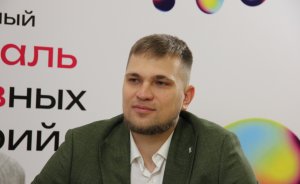 Как быть креативным, когда есть искусственный интеллект: эксперт Роман Теплоухов о возможностях человека и нейросетей