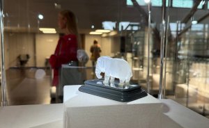 ​Вазы XVIII века и ювелирные украшения, вдохновленные картинами Малевича: в Екатеринбурге открыли новую выставку