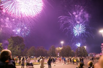 ​Полная программа празднования Дня города в Екатеринбурге: где ловить хэдлайнеров и смотреть салют