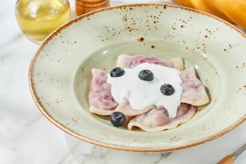 ​Фестиваль «Пельменный гид» в Екатеринбурге: где попробовать цветные пельмени, сладкие и уральские