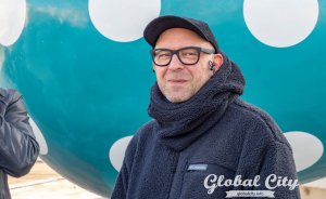 «Игрушки из детства просто увеличились в размерах»: художник Андрей Люблинский о современном искусстве и Екатеринбурге