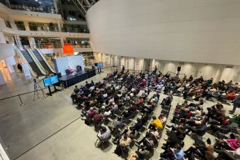 ​Алексей Иванов презентует в Екатеринбурге книгу про Невьянскую башню