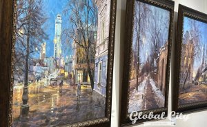 Династия екатеринбургских художников представила выставку, вдохновленную городом