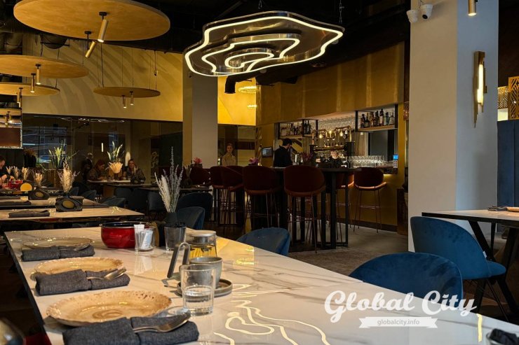 ​В Екатеринбурге открыли ресторан, родившийся на Патриарших прудах