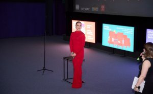 ​«Заточу на ночь пельмешки и буду счастлива!»: Ольга Бузова презентовала в Екатеринбурге фильм