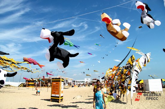 ​Где будут отдыхать свердловчане летом 2026 года: новые направления, Оман и Черное море