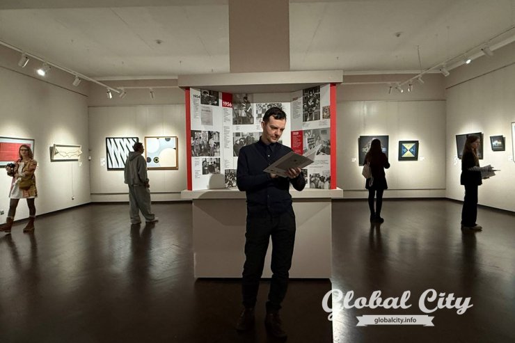 ​Полотна Малевича, Кандинского и десятков авангардистов показали в Екатеринбурге