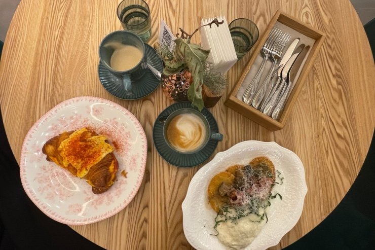 Где позавтракать в Екатеринбурге с видом на город, с атмосферой Нью-Йорка или с домашним уютом