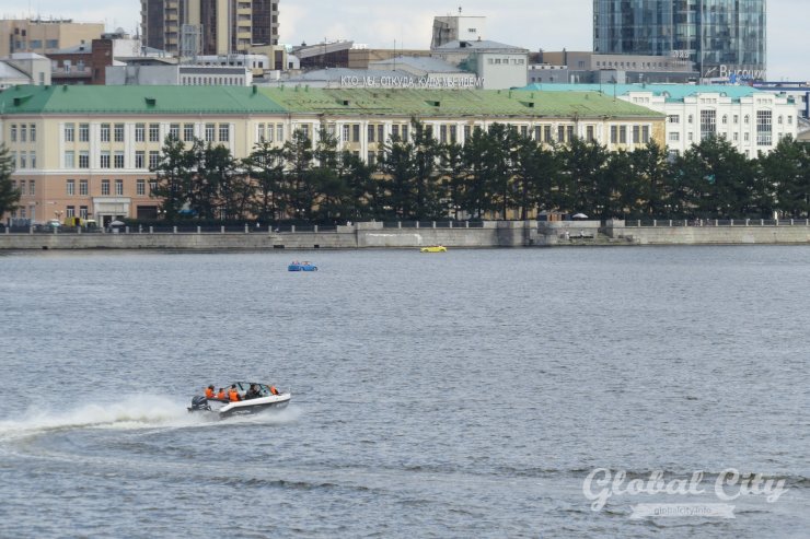 ​Екатеринбург вошел в топ-300 городов по качеству жизни