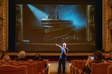 ​Сухогрузы, якудза и классические пачки: «Урал Балет» откроет юбилейный сезон новым «Корсаром»