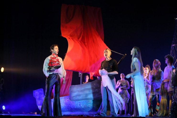 ​Свердловская музкомедия покажет спектакль под открытым небом Екатеринбурга