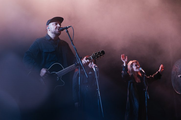 ​Хэдлайнерами фестиваля «Движение» станут Вячеслав Бутусов и Сергей Бобунец