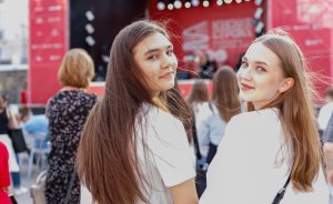 ​Организаторы фестиваля «Красная строка» назвали имя литературного хэдлайнера